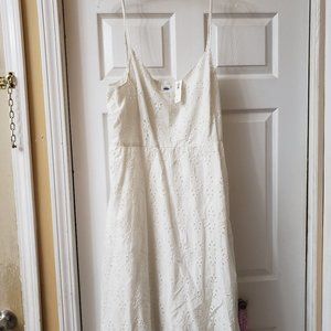 WHITE OLD NAVY MAXI DRESS